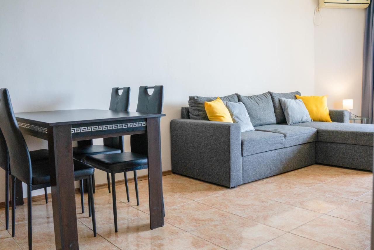 Apartament Midia Apartment Ахелой Екстериор снимка